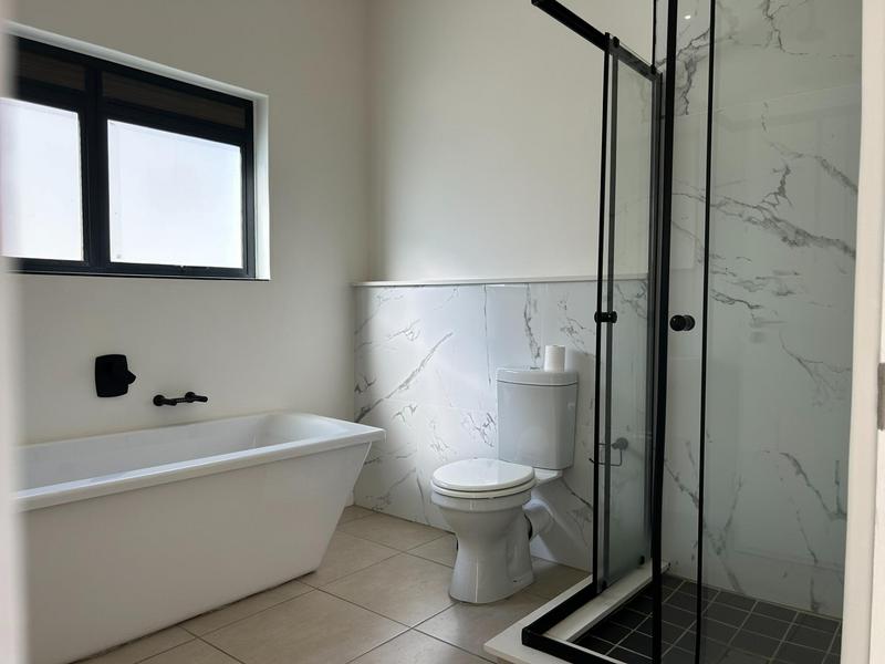 To Let 2 Bedroom Property for Rent in Sandown Western Cape